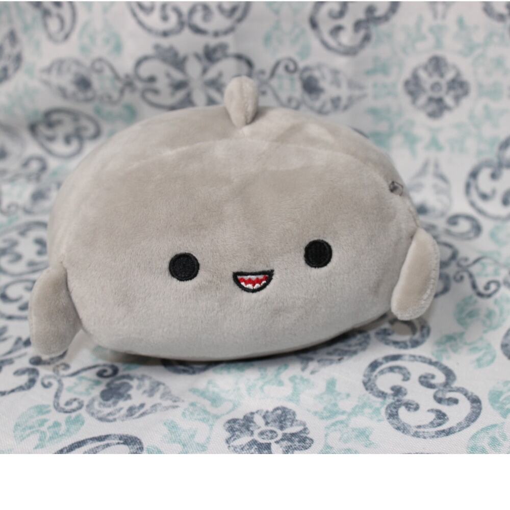 KellyToy Gordon the Shark 5" Sqishmallow Stuffed Animal